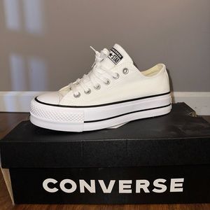 Low top white platform converse